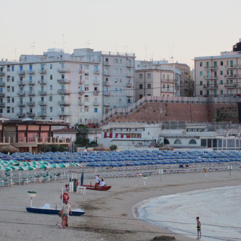La Finestra Sul Castello B&B Termoli Kültér fotó