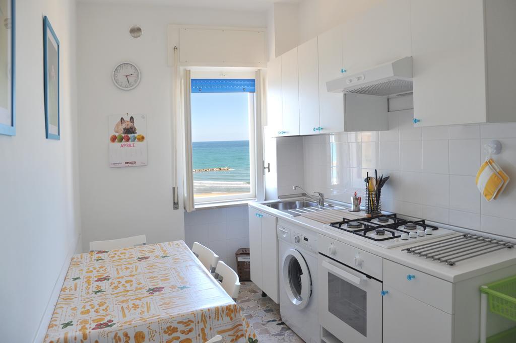 La Finestra Sul Castello B&B Termoli Kültér fotó